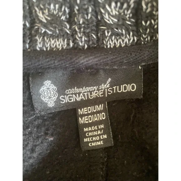 Women’s Contemporary Style Signature Studio Size Medium Black Jacket with belt - Picture 7 of 11